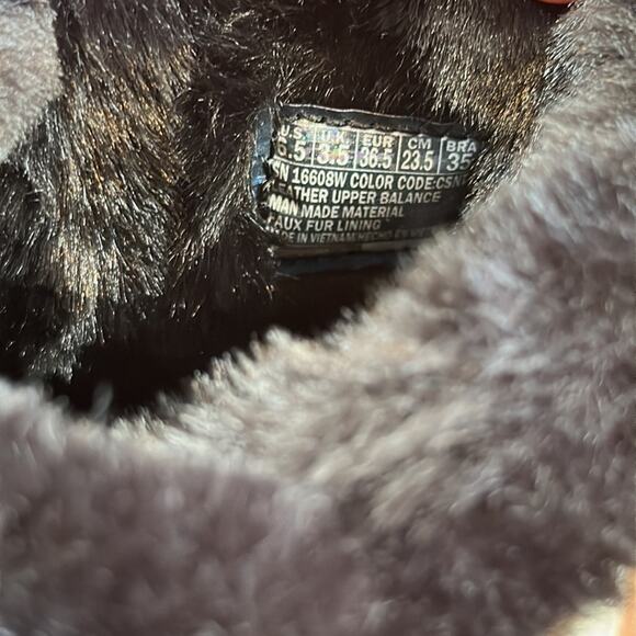 Skechers Animal Print On the Go Bundle Up Ankle Boots Size 6.5 - Picture 8 of 11